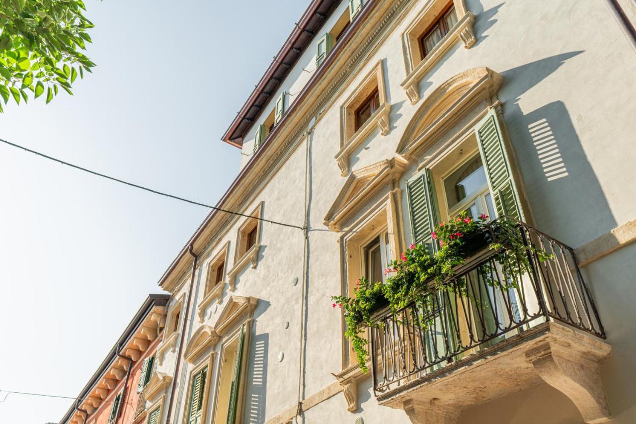 Domus Verona - Residenza Merici Extérieur photo